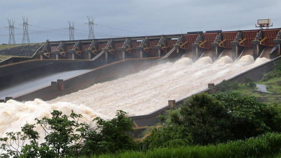 A DAMMING PROJECT: DAM BUILDING AND DAM BUSTING